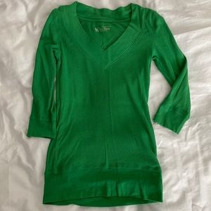 Victorias Secret VS Tee Shop green quarter sleeve ribbed V neck